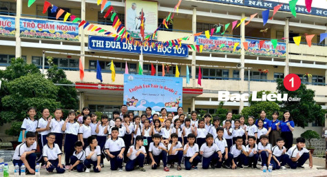 Trường tiểu học Phùng Ngọc Liêm (TP. Bạc Liêu): Hoạt động ngoại khóa tiếng Anh - Sân chơi đầy ý nghĩa