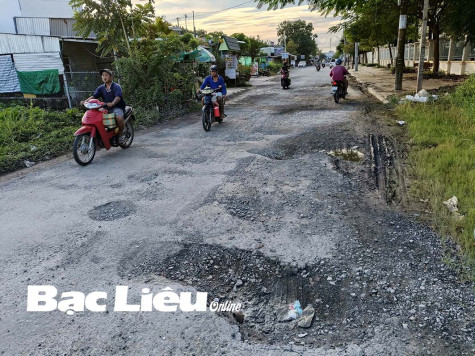 Đường Lộc Ninh nhếch nhác, mất an toàn