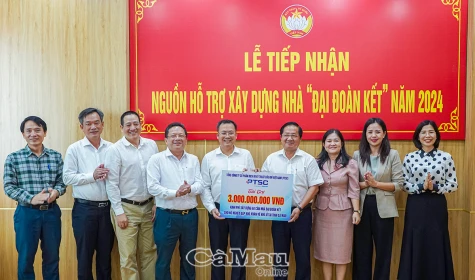 Hỗ trợ 3 tỷ đồng cho tỉnh Cà Mau xây dựng 60 căn nhà Đại đoàn kết