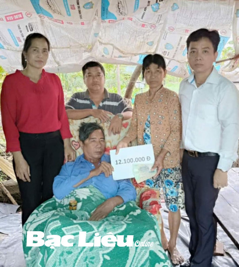 Hội Chữ thập đỏ huyện Đông Hải: Tặng 200 suất quà cho người dân có hoàn cảnh khó khăn