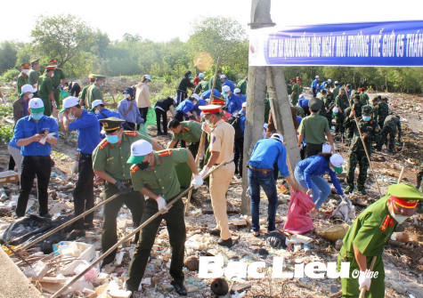 Đẩy mạnh công tác bảo vệ môi trường biển và nuôi trồng thủy sản