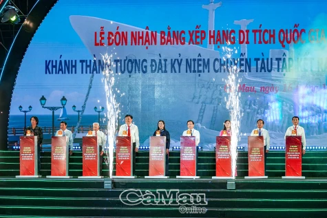 Khánh thành công trình Tượng đài kỷ niệm và đón nhận Bằng xếp hạng di tích Quốc gia địa điểm tập kết ra Bắc