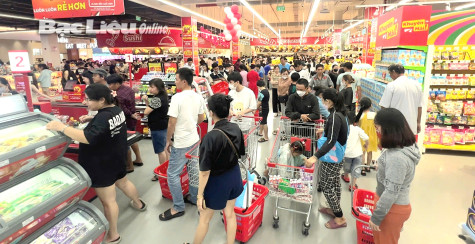 Bán lẻ tăng tốc, tận dụng cơ hội thị trường cuối năm