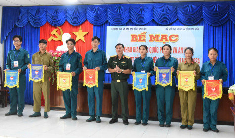 Bế mạc Hội thao Giáo dục quốc phòng và an ninh học sinh THPT