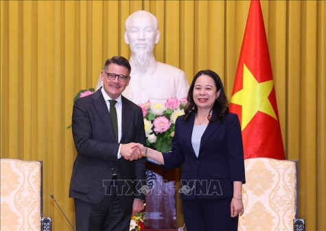 Phó chủ tịch nước Võ Thị Ánh Xuân tiếp Thủ hiến bang Hessen (Đức) Boris Rhein