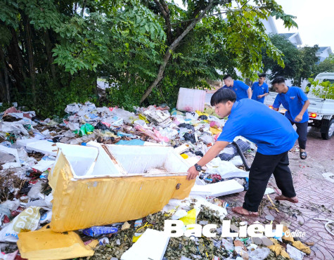 Tuổi trẻ TP. Bạc Liêu: Góp sức chỉnh trang đô thị trước thềm Xuân mới Ất Tỵ 2025