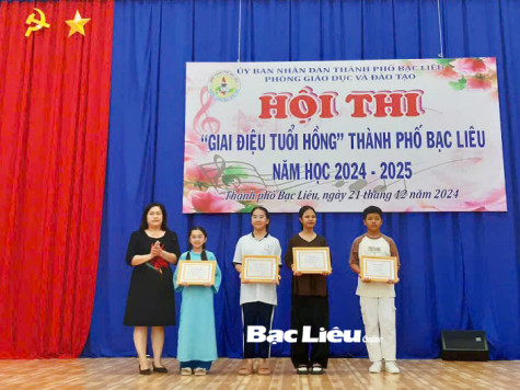 Huyện Hòa Bình: Gần 200 học sinh tham gia Hội thi “Giai điệu tuổi hồng” năm học 2024 - 2025