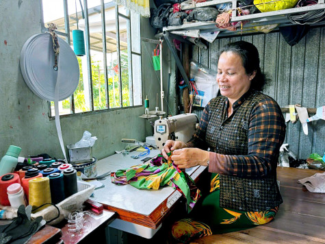 Chị Võ Thúy Phượng: Tấm gương vượt lên số phận