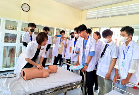 Nâng chất hướng nghiệp học đường