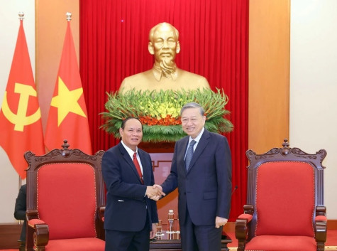 Tổng Bí thư Tô Lâm tiếp Phó Thủ tướng, Bộ trưởng Công an Lào - Vilay Lakhamphong