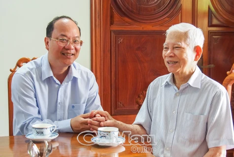 Bí thư Tỉnh uỷ Nguyễn Hồ Hải chúc tết nguyên lãnh đạo Đảng, Nhà nước tại TP Hồ Chí Minh