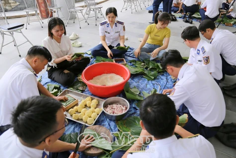 Hội thi “Bánh chưng xanh” người lính biển