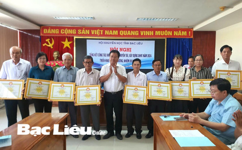Hơn 24,7 tỷ đồng hỗ trợ cho khuyến học, khuyến tài