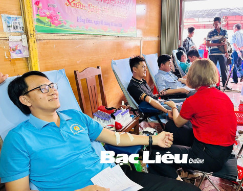 Hơn 200 cán bộ, đoàn viên - thanh niên tham gia hiến máu tình nguyện