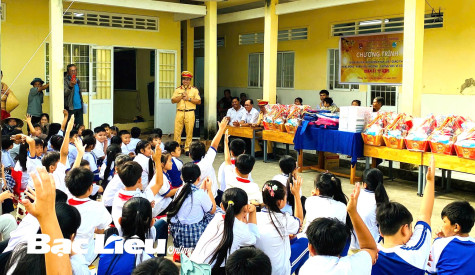 Phát huy hiệu quả công tác tuyên truyền trong đảm bảo an toàn giao thông