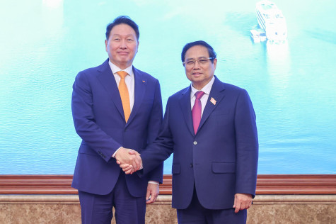 Thủ tướng Phạm Minh Chính vừa có buổi tiếp ông Chey Tae Won - Chủ tịch tập đoàn SK - tập đoàn kinh tế đa ngành nghề có giá trị vốn hóa thị trường gần 200 tỷ USD, đứng thứ hai tại Hàn Quốc và thuộc top 100 tập đoàn lớn nhất toàn cầu.