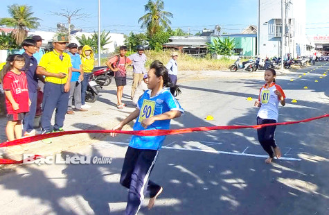 Huyện Hòa Bình: Trên 730 vận động viên tham gia Đại hội Thể thao học sinh năm 2025