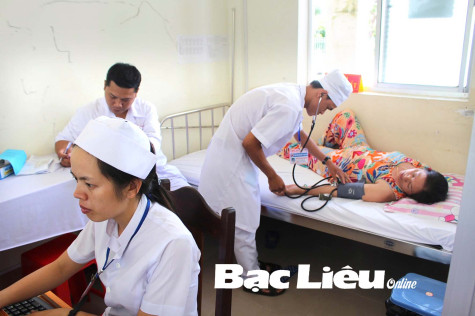 Sự tận tâm của người thầy thuốc quân y