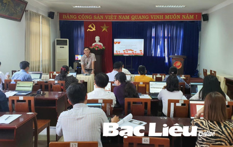 Tập huấn sử dụng phần mềm theo dõi tiến trình đại hội Đảng cấp cơ sở