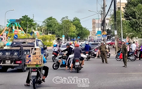 Chấp hành Luật Giao thông là bảo vệ tính mạng chính mình