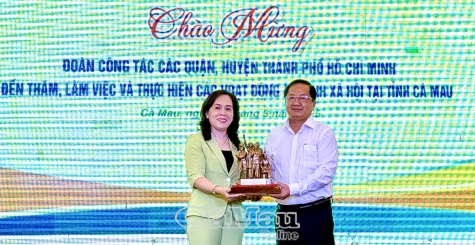 Cà Mau tiếp nhận 3 tỷ 350 triệu đồng an sinh xã hội từ TP Hồ Chí Minh