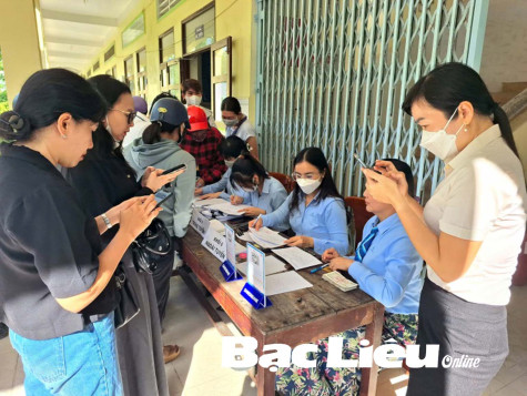 Niềm vui lớn từ chính sách miễn học phí