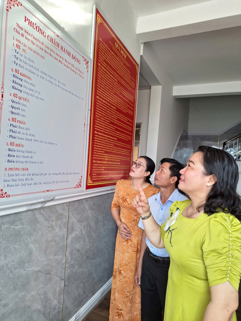 Thực hành bài học của Bác về tinh thần phục vụ Nhân dân