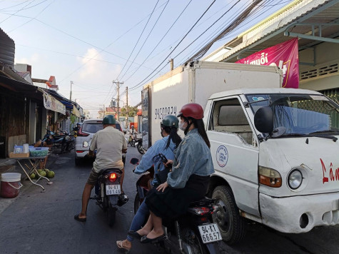 Thiếu ý thức, gây cản trở giao thông
