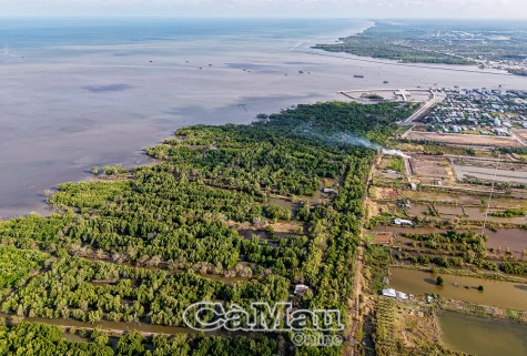 Tiến tới khép kín đê, kè bờ biển Tây