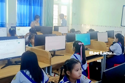 Học sinh Đông Hải hào hứng với sân chơi Trạng Nguyên Tiếng Việt