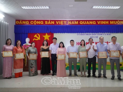 Vinh danh 30 cá nhân tiêu biểu trong công tác xã hội