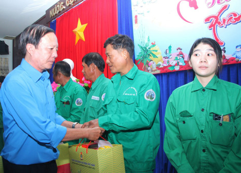 Đa dạng hóa hoạt động hỗ trợ đoàn viên, người lao động