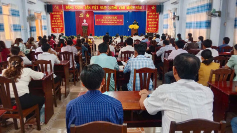 Huyện Hồng Dân: Trên 80 cán bộ, đảng viên được bồi dưỡng kiến thức quốc phòng - an ninh