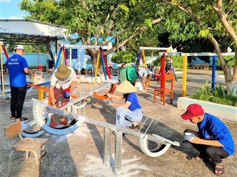 Tạo thêm nhiều sân chơi để thanh thiếu nhi phát triển toàn diện