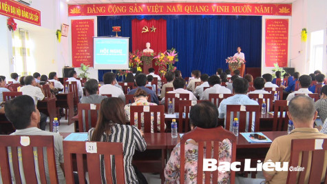 Huyện Đông Hải: Tuyên truyền pháp luật về lĩnh vực điện lực cho cán bộ và người dân