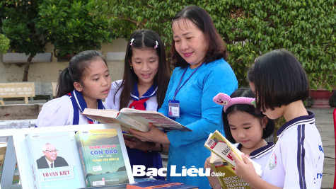 Lan tỏa đam mê… sách