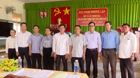 Thành lập HTX Dịch vụ nuôi trồng thủy sản Sông Hậu