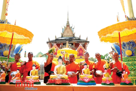 ភាពអ៊ូអរនៃបណ្តាសកម្មភាពអំណរបុណ្យចូលឆ្នាំ