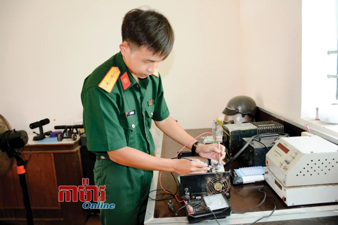 យុទ្ធជនអ្នកផ្តល់សារដ៏ជំនាញ