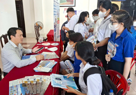 Cân nhắc kỹ trước tổ hợp tuyển sinh “lạ”