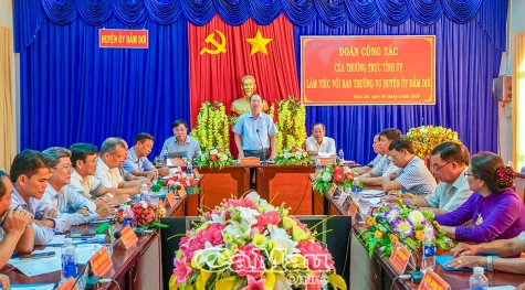 Huyện Đầm Dơi làm việc với tâm thế quyết tâm cao nhất để hoàn thành sứ mạng lịch sử