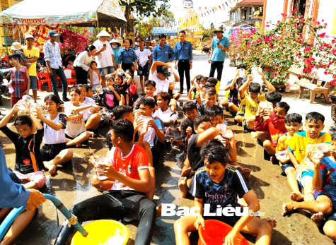 Tạo thêm nhiều sân chơi cho thanh thiếu niên dân tộc Khmer