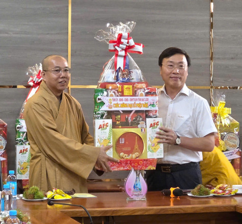 Tỉnh ủy, HĐND, UBND, Ủy ban MTTQ Việt Nam tỉnh:​ Chúc mừng các cơ sở Phật giáo nhân Đại lễ Phật đản Vesak 2025