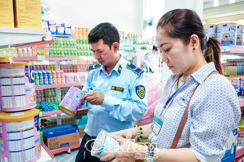 Xử lý nghiêm hành vi sản xuất, buôn bán thuốc, sữa và thực phẩm sức khoẻ giả