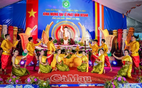 Các tôn giáo luôn đoàn kết, gắn bó, tích cực xây dựng quê hương