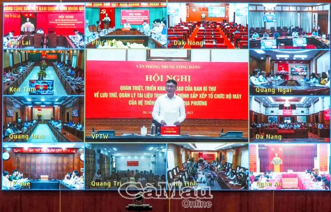 Khẩn trương thực hiện công tác lưu trữ, quản lý tài liệu trước khi nhập xã, nhập tỉnh