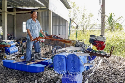 Ông Tư Rô tiếp tục cải tiến sáng chế