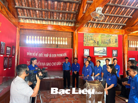 Báo chí với sứ mệnh phát triển văn hóa, con người Việt Nam