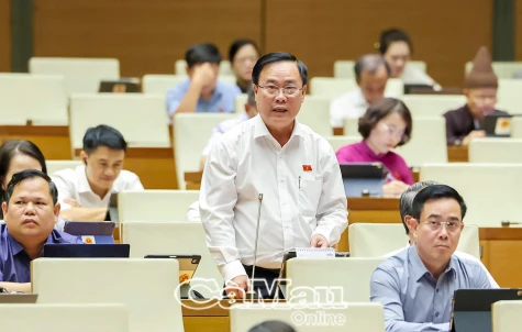 Đề nghị phân quyền mạnh hơn cho cấp xã, giải quyết hậu sáp nhập đơn vị hành chính