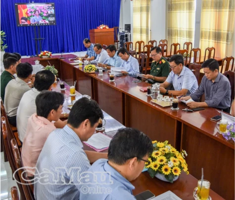 Lấy ý kiến về Dự thảo Nghị quyết sửa đổi, bổ sung một số điều của Hiến pháp năm 2013